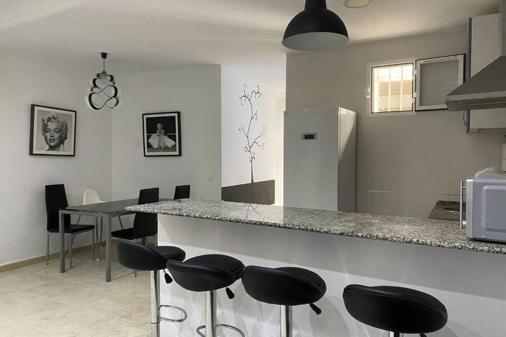 Apartamentos Manrique Jerez de la Frontera Buitenkant foto